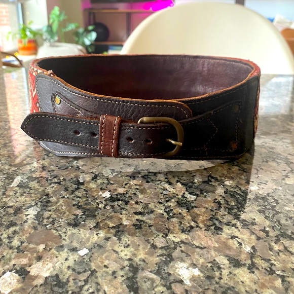 Textile and Leather Belt - Picture 9 of 9